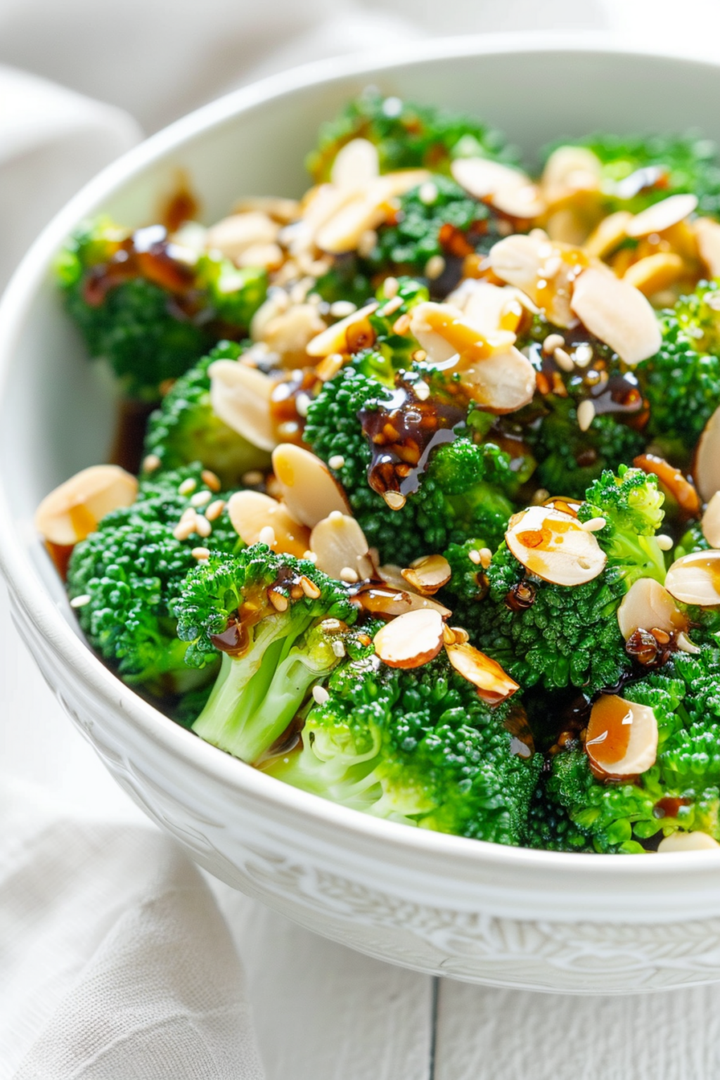 Easy Keto Broccoli and Almond Stir-Fry Recipe: A Healthy Low Carb Meal ...